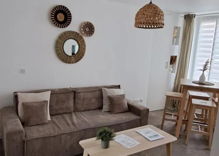 Le Balinais , En Hyper Centre Rue Au Calme Avec Parking Apartmán