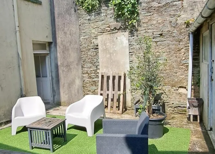 Le Balinais , En Hyper Centre Rue Au Calme Avec Parking Cherbourg-en-Cotentin